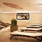 Hotell Park Avenue **** Piest'any