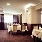 Park Avenue ****