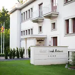 Park Avenue **** Hotell