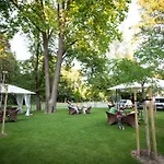 Park Avenue **** Hotell Piest'any