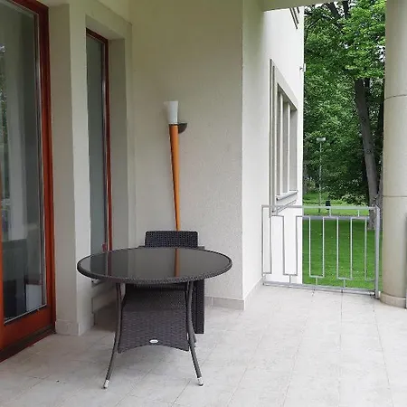 فندق Park Avenue **** بييشتِني