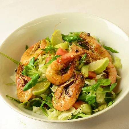 Park Avenue **** פישטני