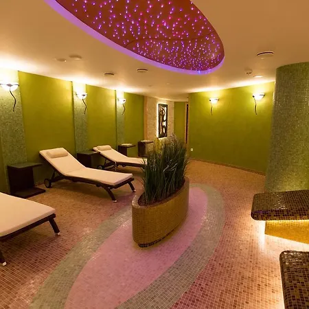 Park Avenue **** بييشتِني