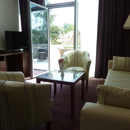 فندق Park Avenue ****