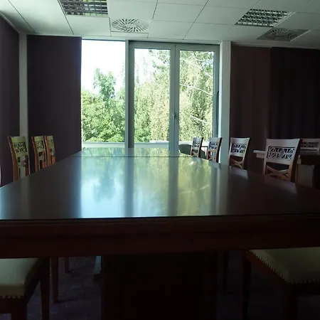 מלון Park Avenue **** 4*