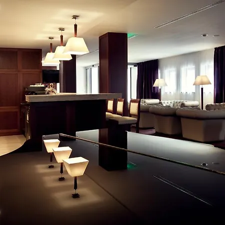 Park Avenue ****