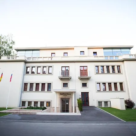 מלון Park Avenue ****