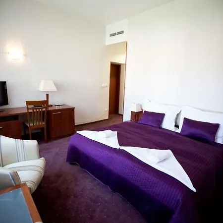 מלון Park Avenue ****