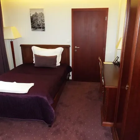 Park Avenue **** بييشتِني