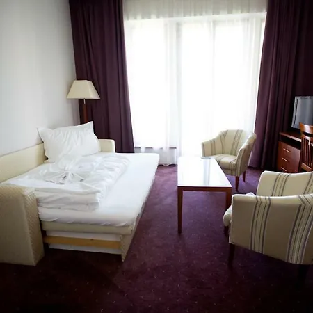 מלון Park Avenue **** 4*