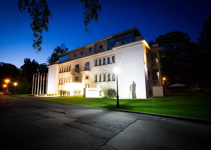Park Avenue **** Hotel 4*